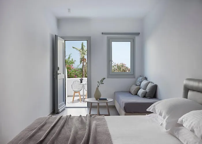 Myconian Sunrise Relais & Chateaux Hotel