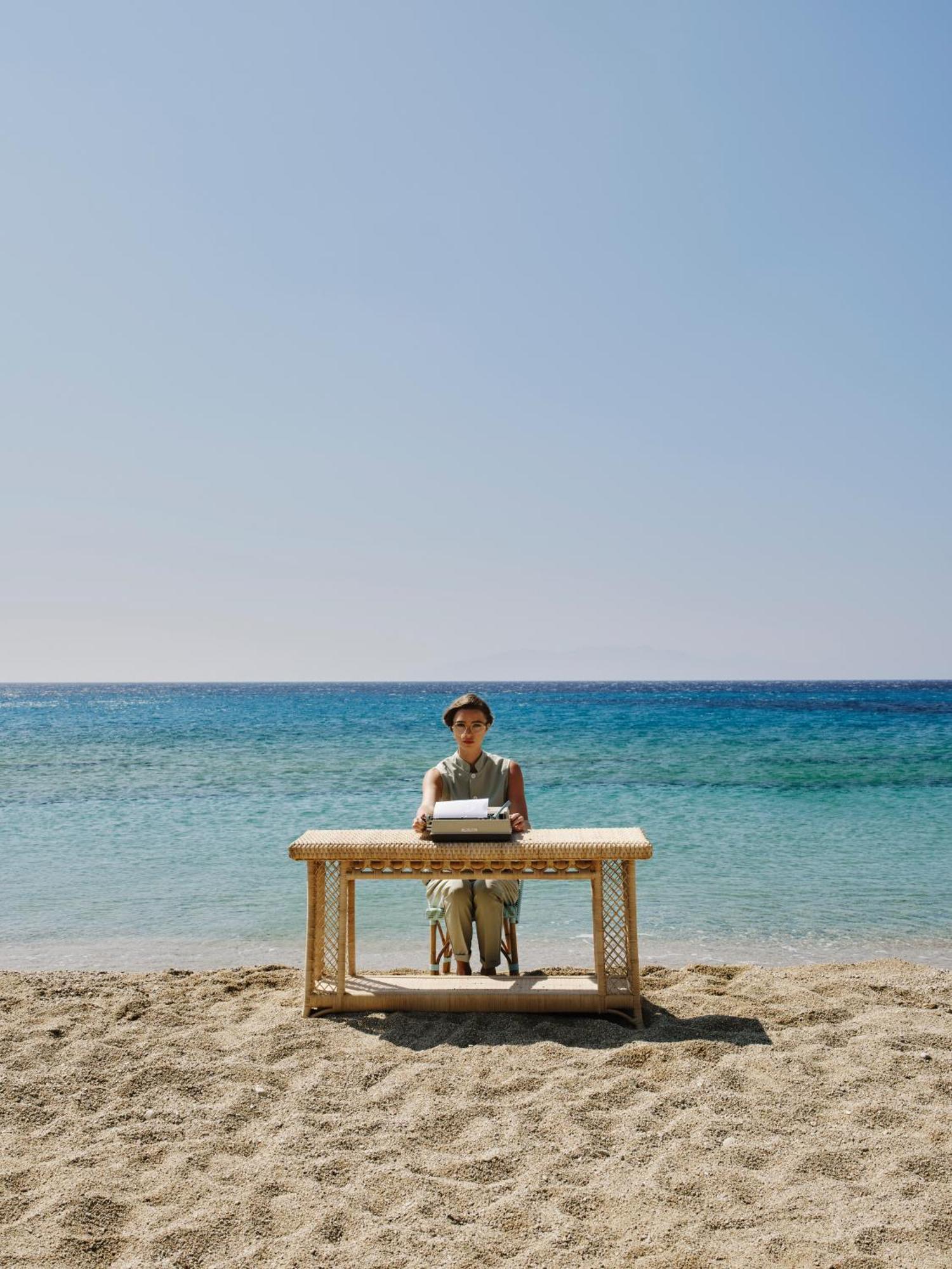 Myconian Sunrise Relais & Chateaux Ξενοδοχείο 5*