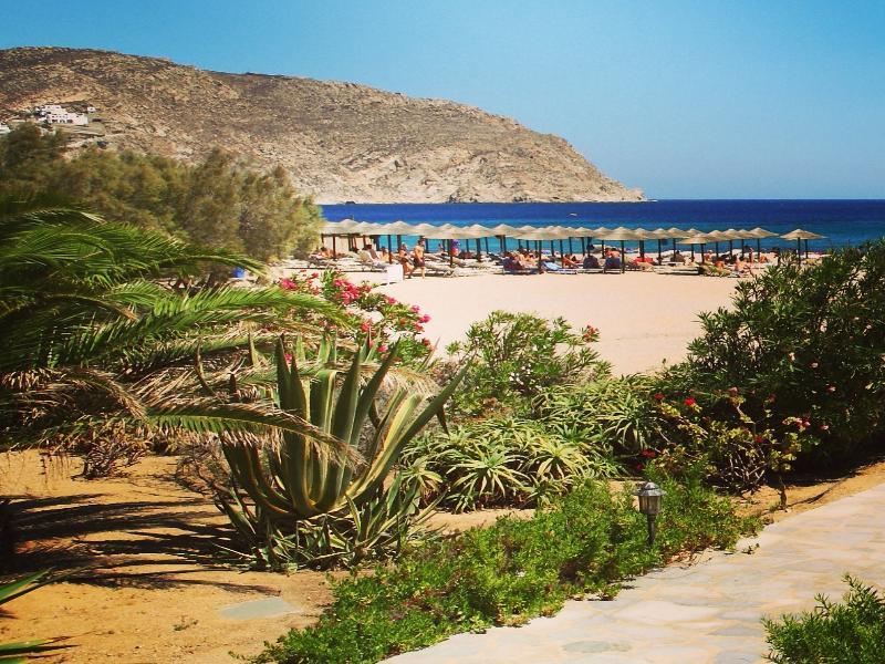 Myconian Sunrise Relais & Chateaux Αγράρι